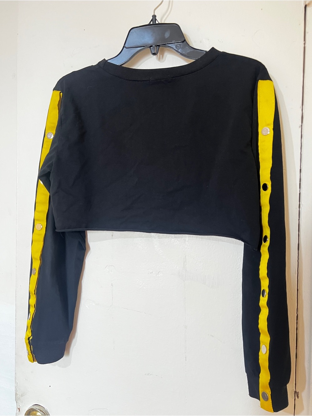 Emma & Sam Black Crewneck Top